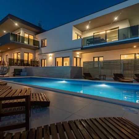 Helena Apartamento Trogir