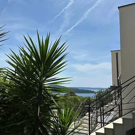 Helena Apartamento Trogir